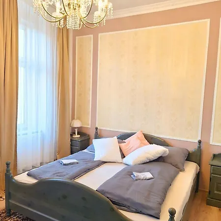 Prime Location Luxury Flat アパート カルロヴィ・ヴァリ