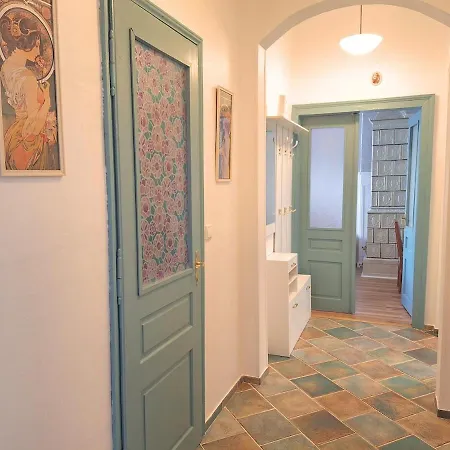 Prime Location Luxury Flat アパート *